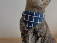 Load image into Gallery viewer, Table Blue Grid Bandana Cat Collar
